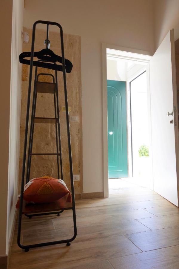 Apulian House Hotell Brindisi Eksteriør bilde