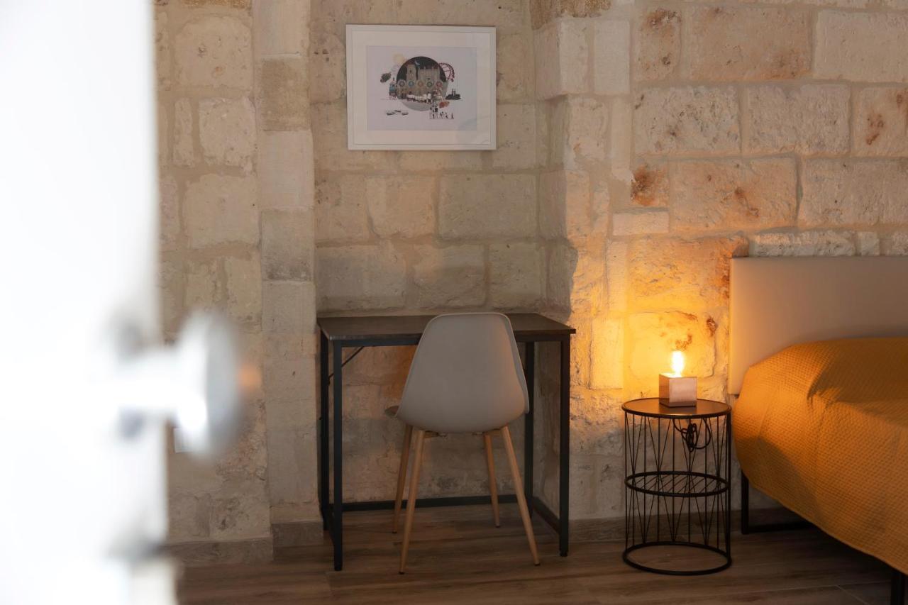 Apulian House Hotell Brindisi Eksteriør bilde