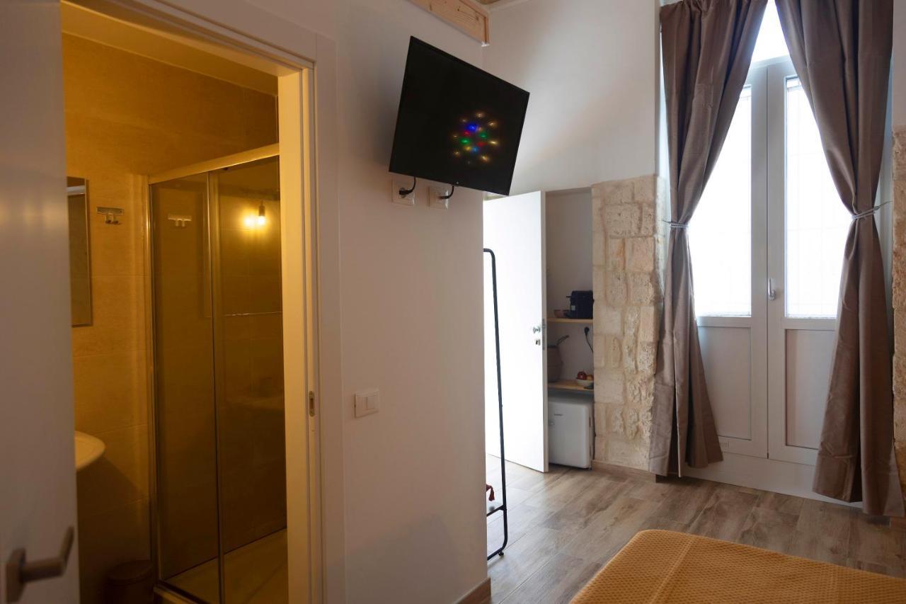 Apulian House Hotell Brindisi Eksteriør bilde